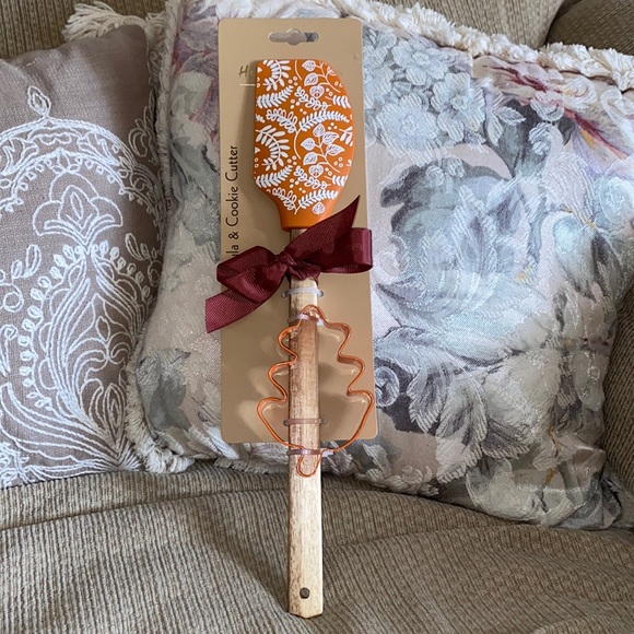🍁🍪🍁NWT Harvest Collection Large Spatula & Cookie Cutter - Picture 1 of 6